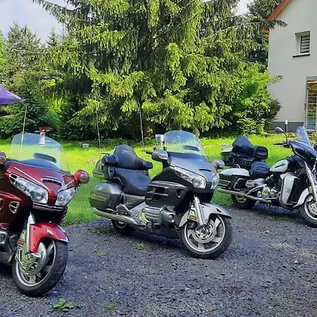 Karkonoska Przystan Motocyklowa U Lisa Chmielen