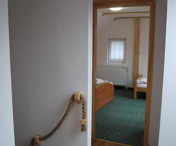 Karkonoska Przystań Motocyklowa U Lisa * Chmielen